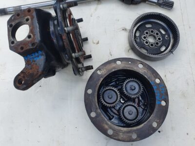 Valtra T170 - Zwolnica - Zwrotnica - Półoś - Skrzynia - Silnik - Siłowniki - Tylny WOM