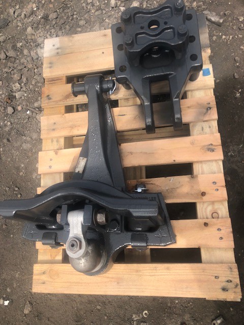 Zaczep Dolny k80 Fendt 700 800 900 Rozstaw 39cm