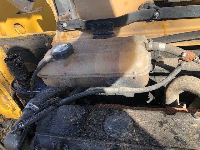 Zbiorniczek płynu CAT TH