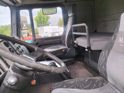 Man L 2000