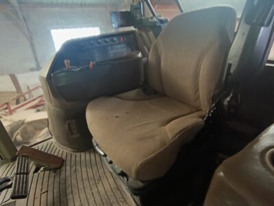 John Deere 8520