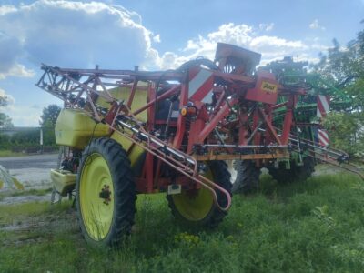 Opryskiwacz Kverneland A38