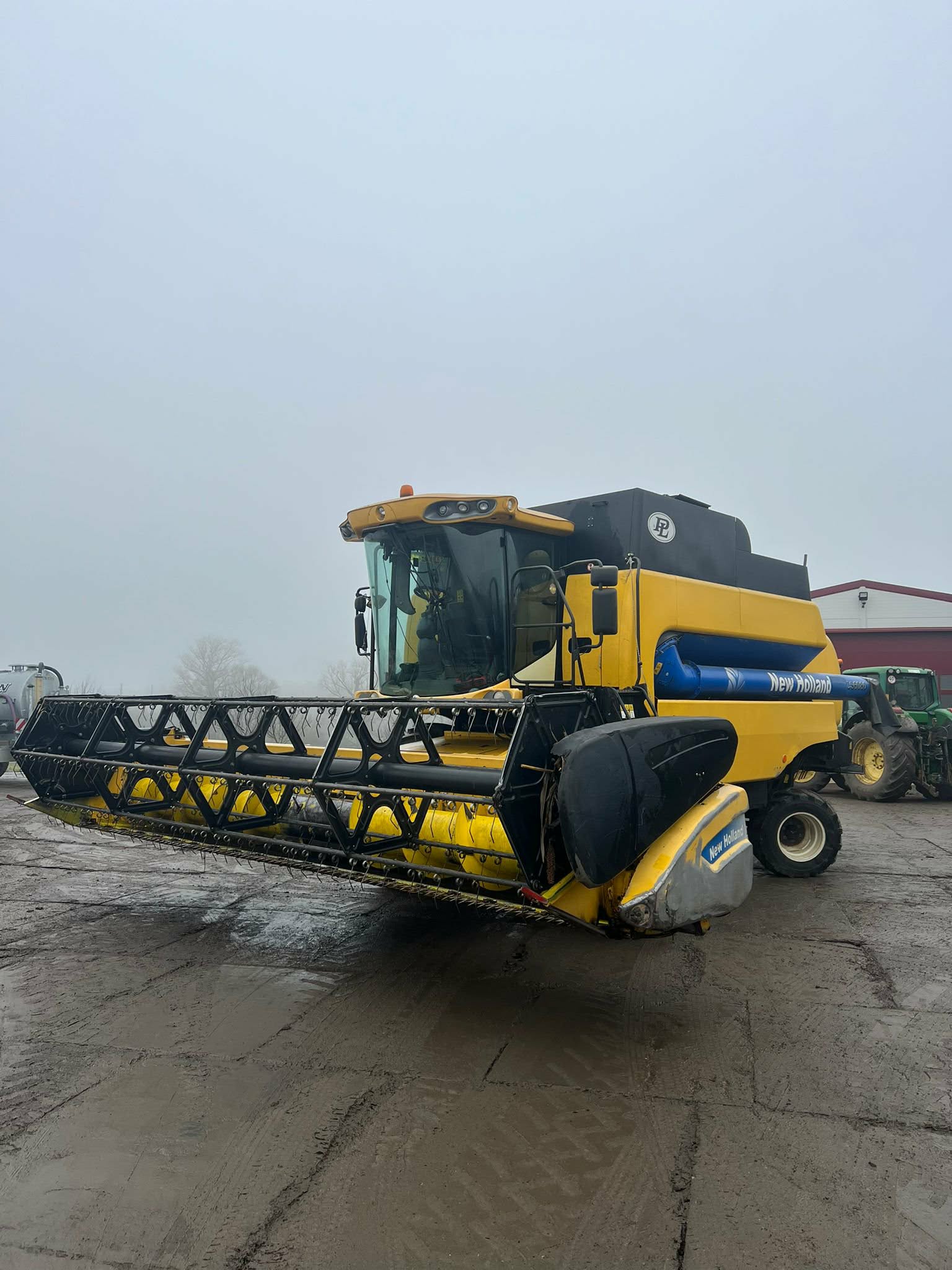 New Holland CS 6080