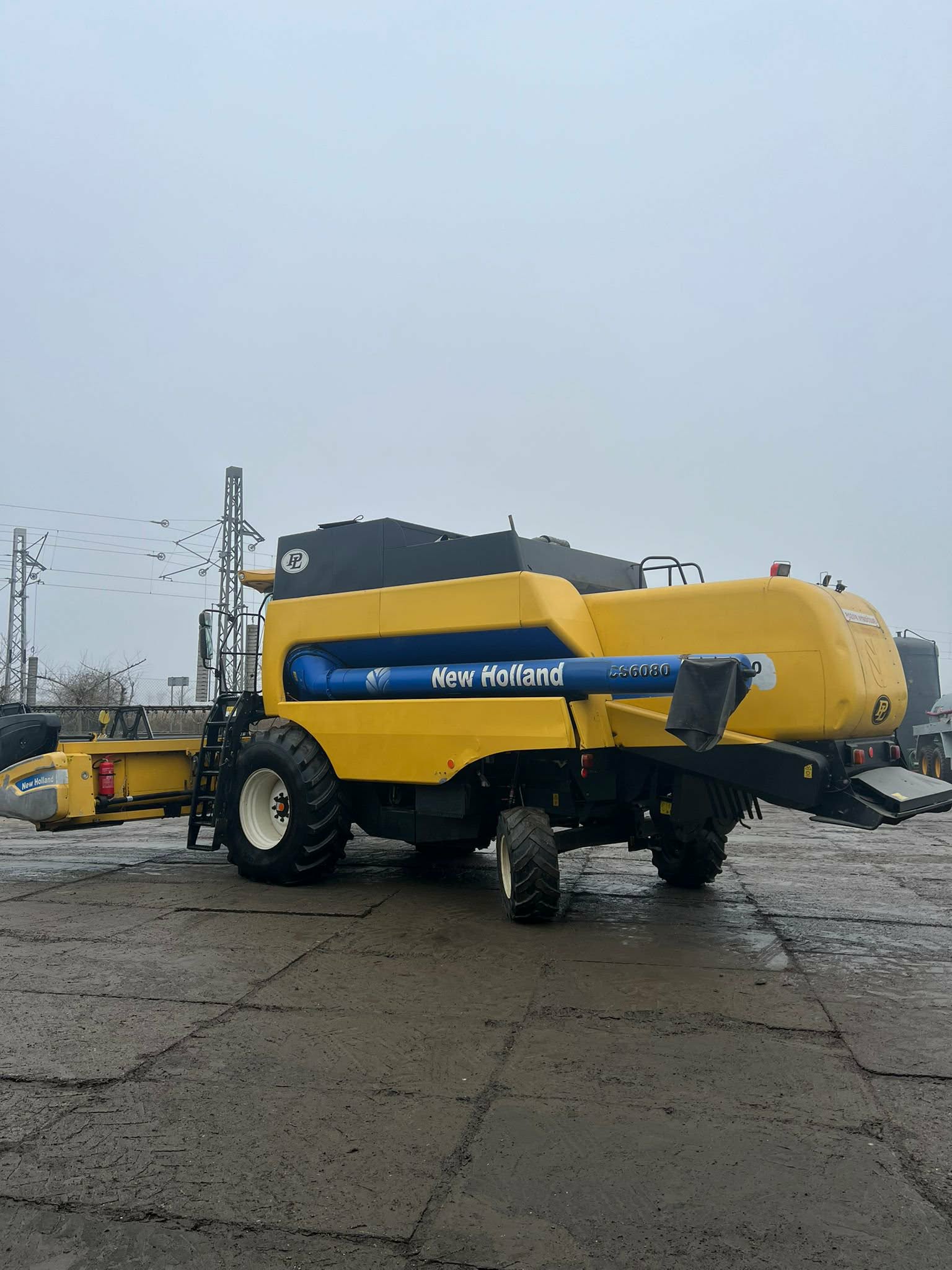 New Holland CS 6080