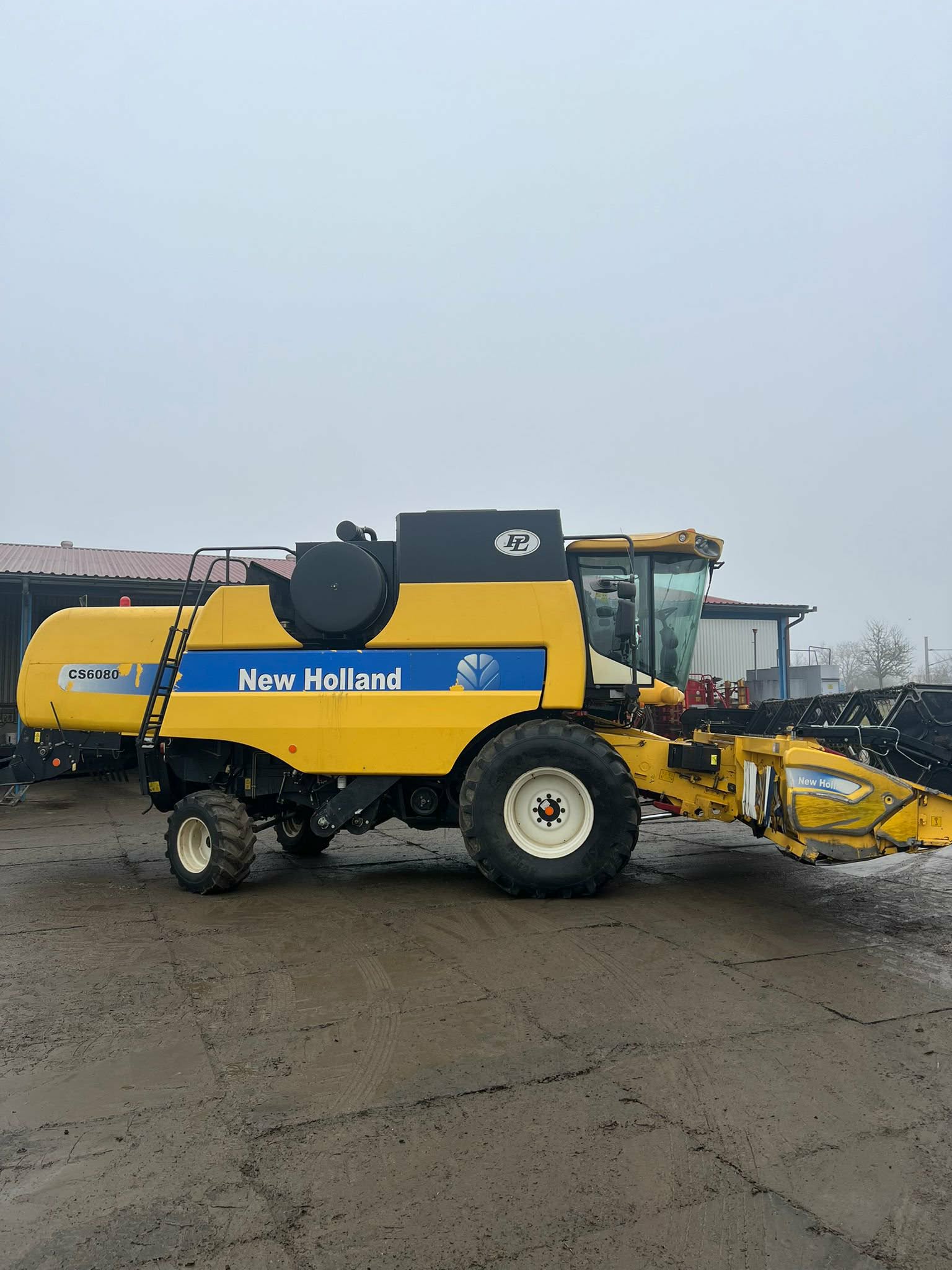 New Holland CS 6080