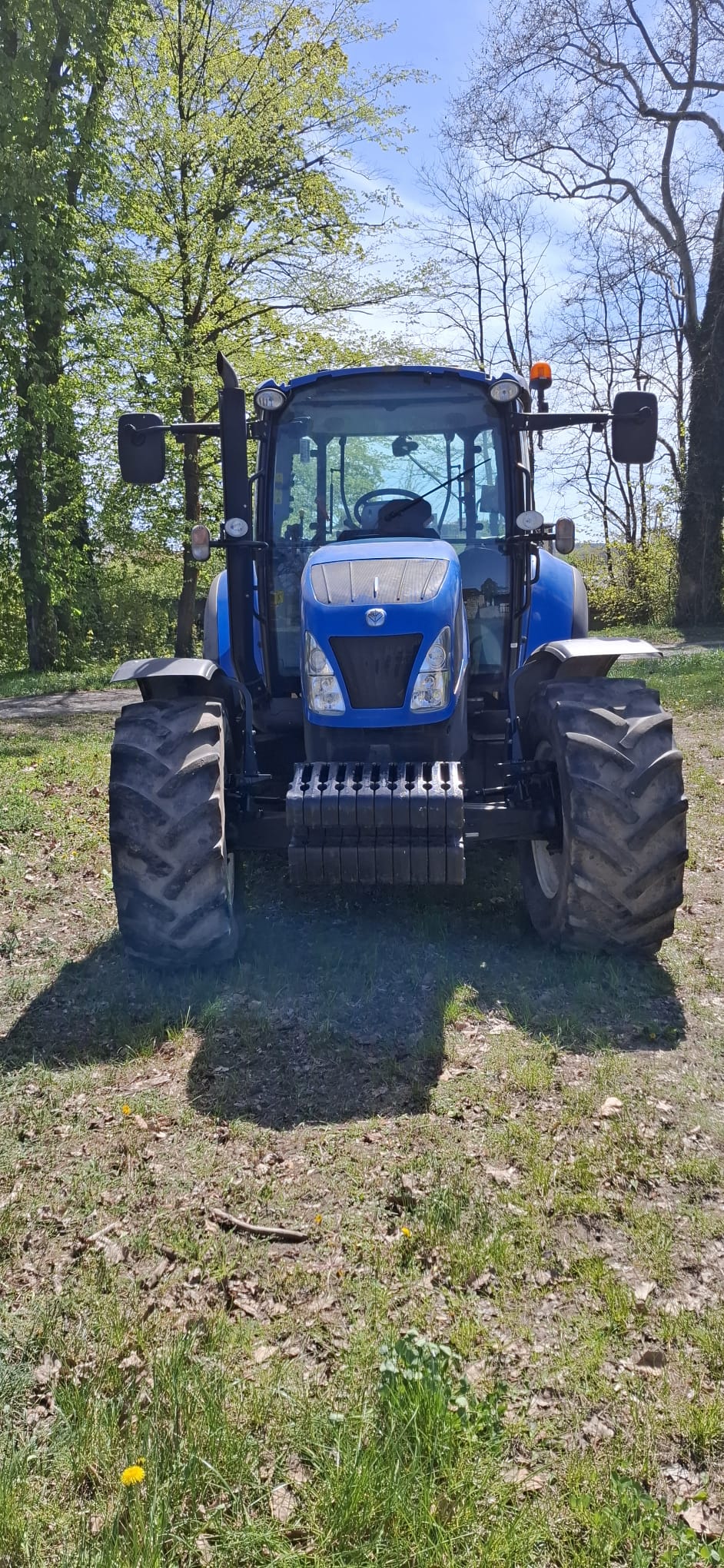 New Holland T 5.115