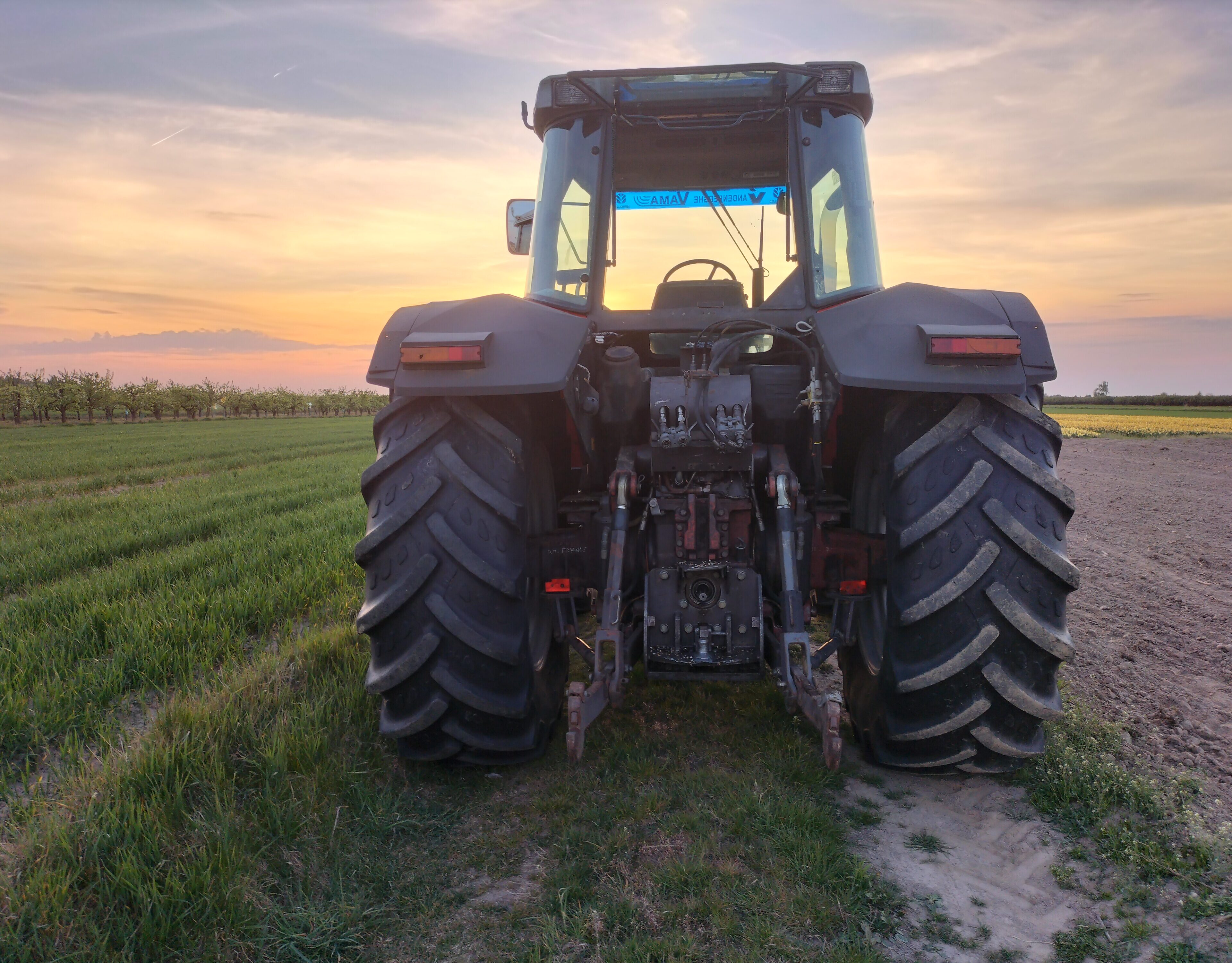 Massey Ferguson 8120