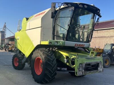 Claas tucano 320