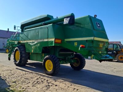 John Deere 2254