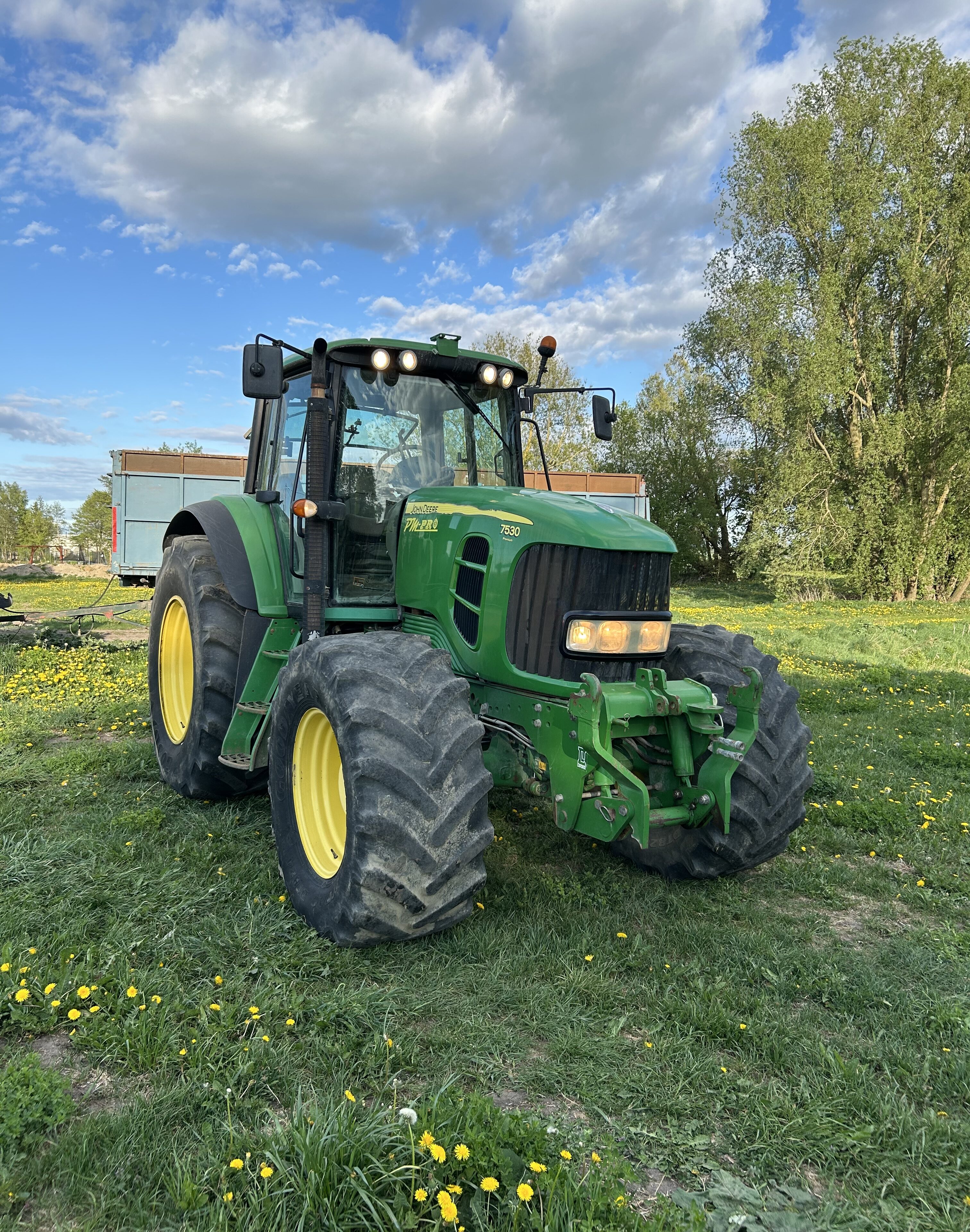 John Deere 7530 premium