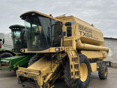 New Holland Tx 64 plus