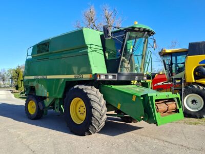 John Deere 2254
