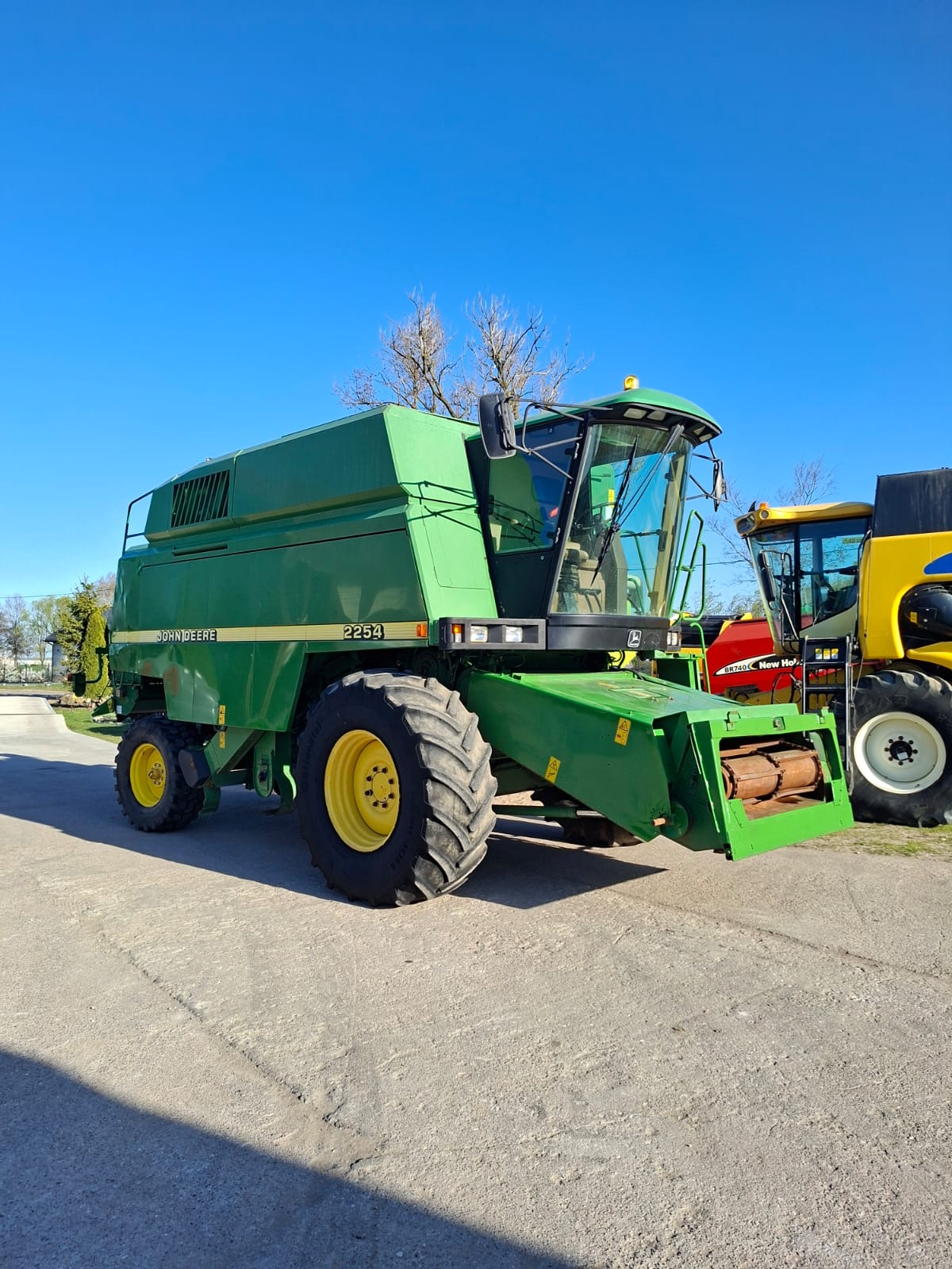 John Deere 2254