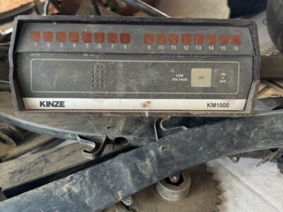 Siewnik do kukurydzy, soi i słonecznika Kinze 2500. Bezorkowy. 8 rzędów
