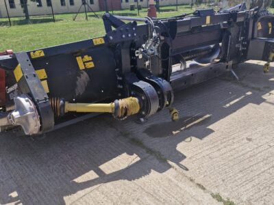 Adapter do zbioru kukurydzy na ziarno Geringhoff RotaDisc RD 800/FB do Massey Ferguson