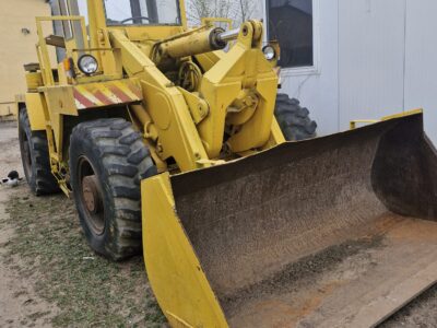 Ładowarka czołowa UNK 320