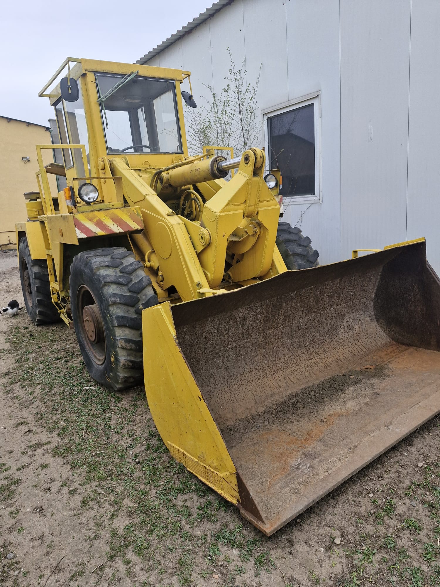 Ładowarka czołowa UNK 320