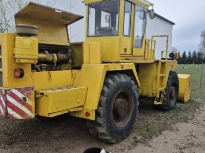 Ładowarka czołowa UNK 320