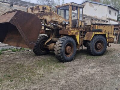 Ładowarka czołowa UNK 320