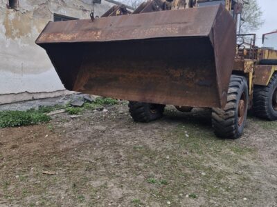 Ładowarka czołowa UNK 320