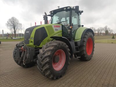 Claas Axion 810