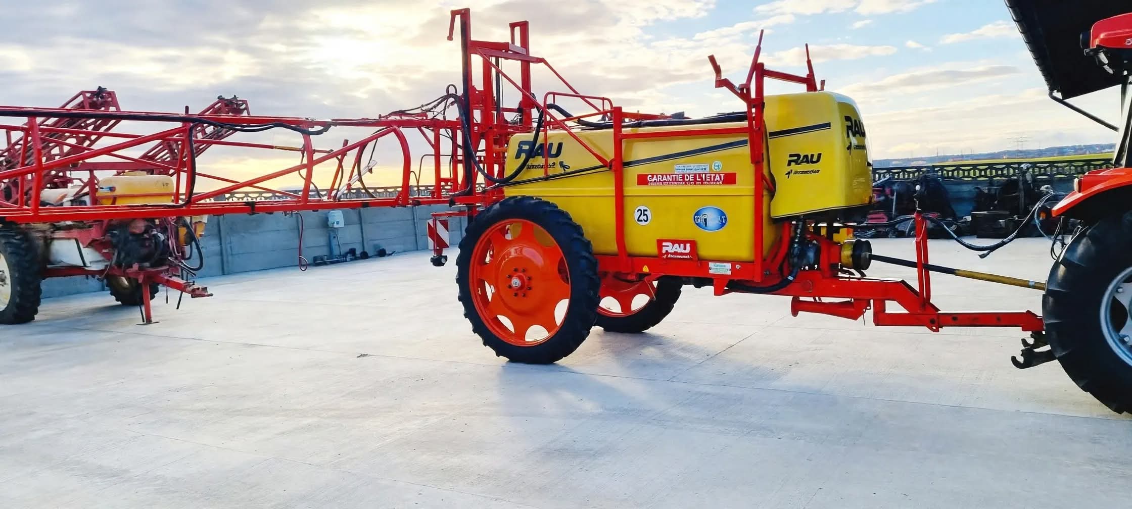 Opryskiwacz RAU KVERNELAND 3800
