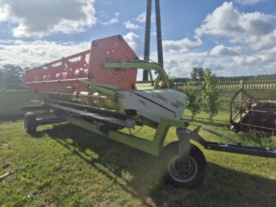 Claas Tucano 440
