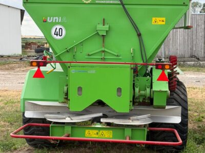 Rozsiewacz wapna Unia RCW 10000