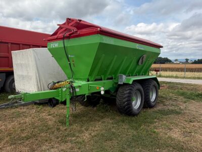 Rozsiewacz wapna Unia RCW 10000