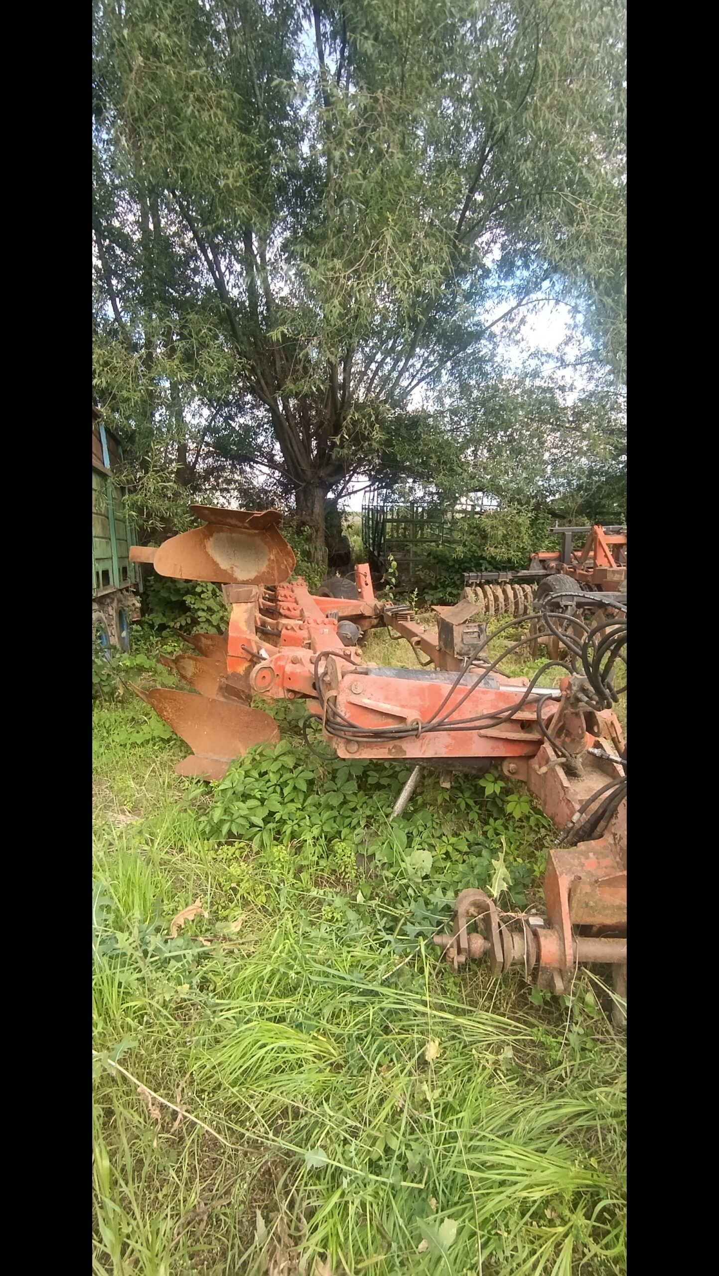 Pług obrotowy Kuhn SP 7 skib