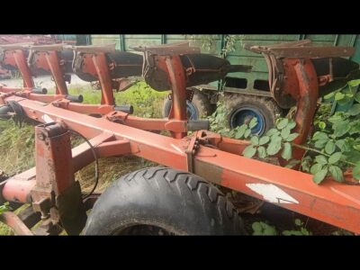 Pług obrotowy Kuhn SP 7 skib