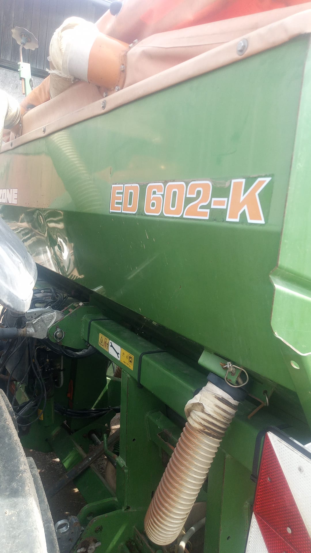 Siewnik do kukurydzy Amazone ED 602 K talerzowy
