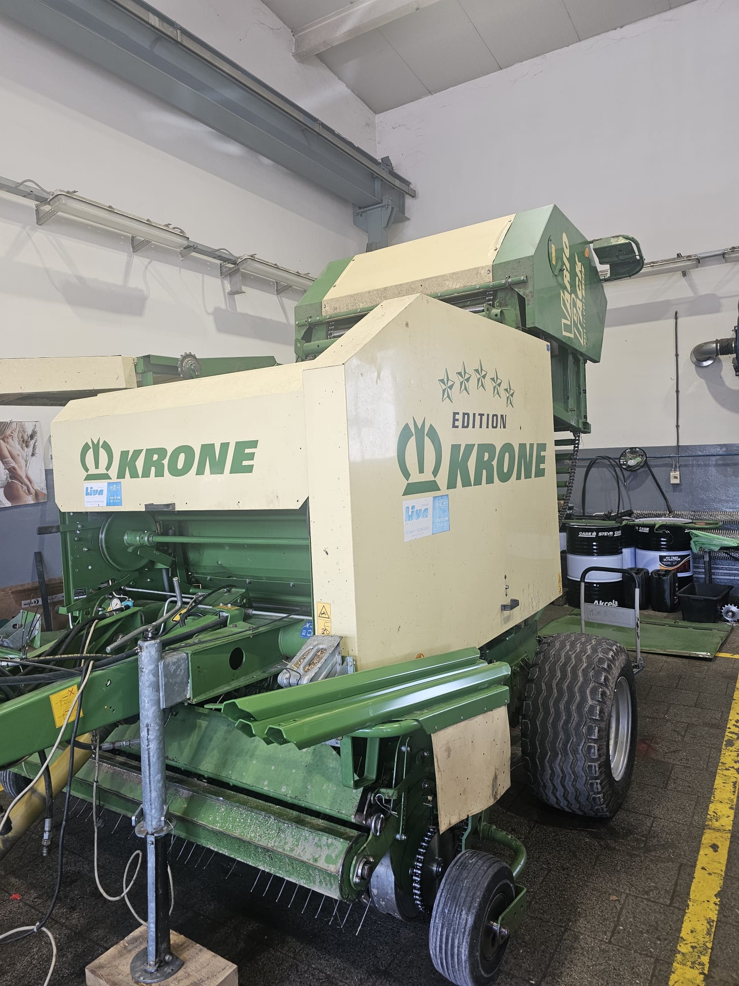 Prasa rolującą do słomy Krone Vario Pack 1500