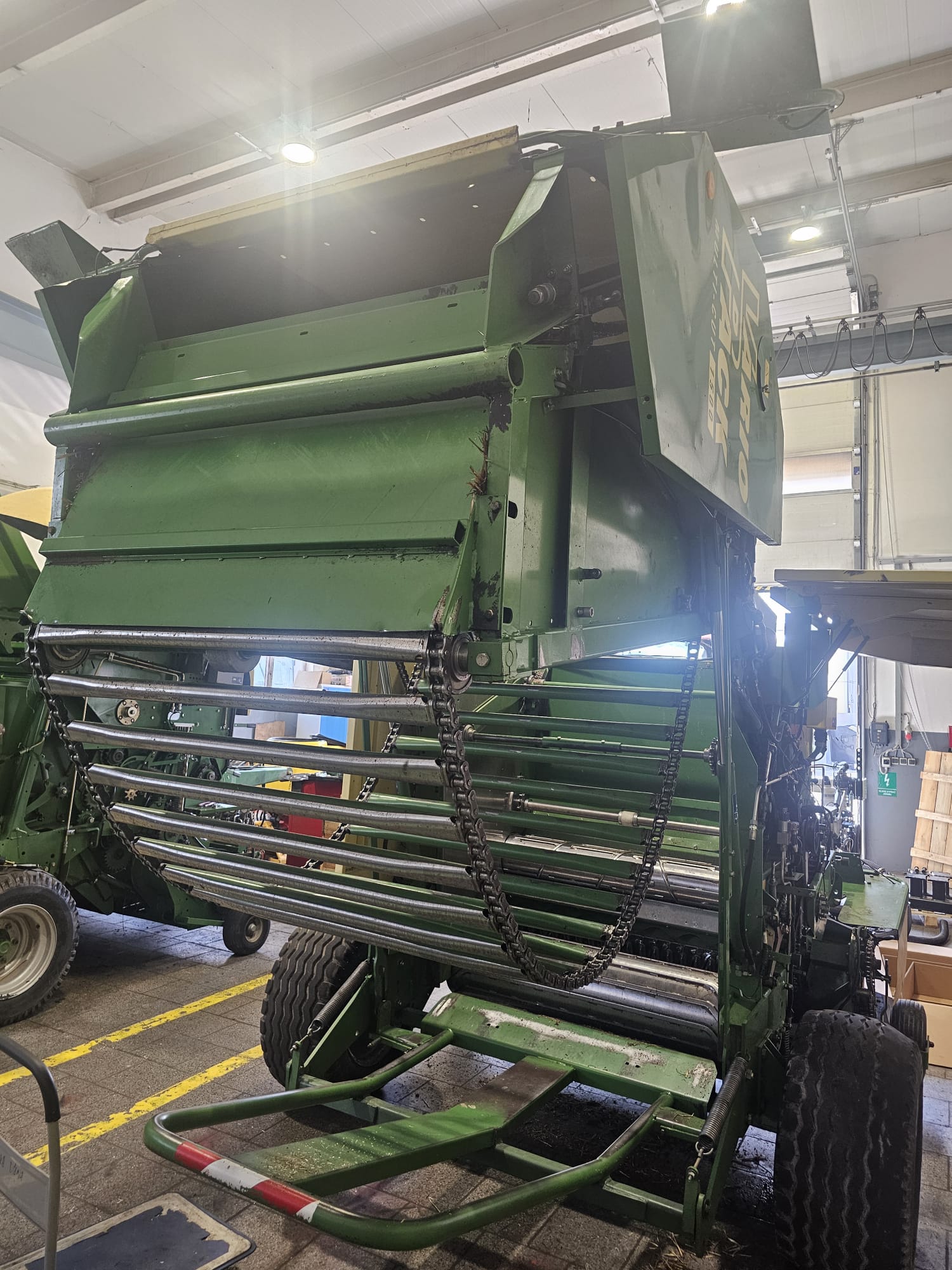 Prasa rolującą do słomy Krone Vario Pack 1500