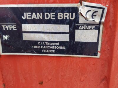 Brona talerzowa Rau, Jean de Bru