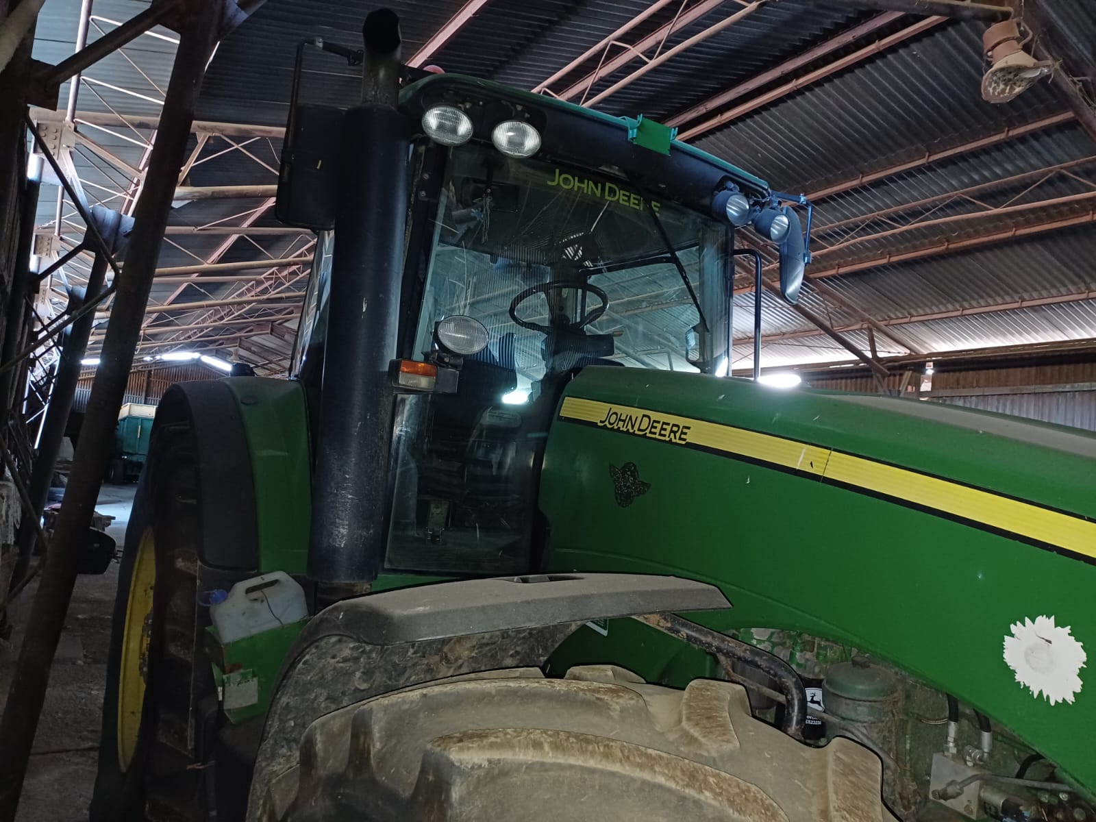 John Deere 8330R