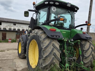 John Deere 7230R