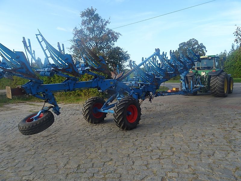 Pług Lemken VARI TITAN . Obrotowy-Azurowy. Pług 9 Lemken skibowy