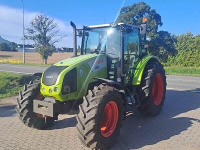 ciągnik Claas Axos 330