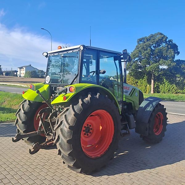ciągnik Claas Axos 330