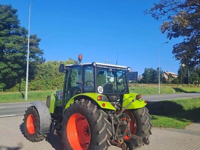 ciągnik Claas Axos 330
