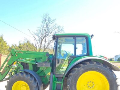 John Deere 6320 z ładowaczem czołowym