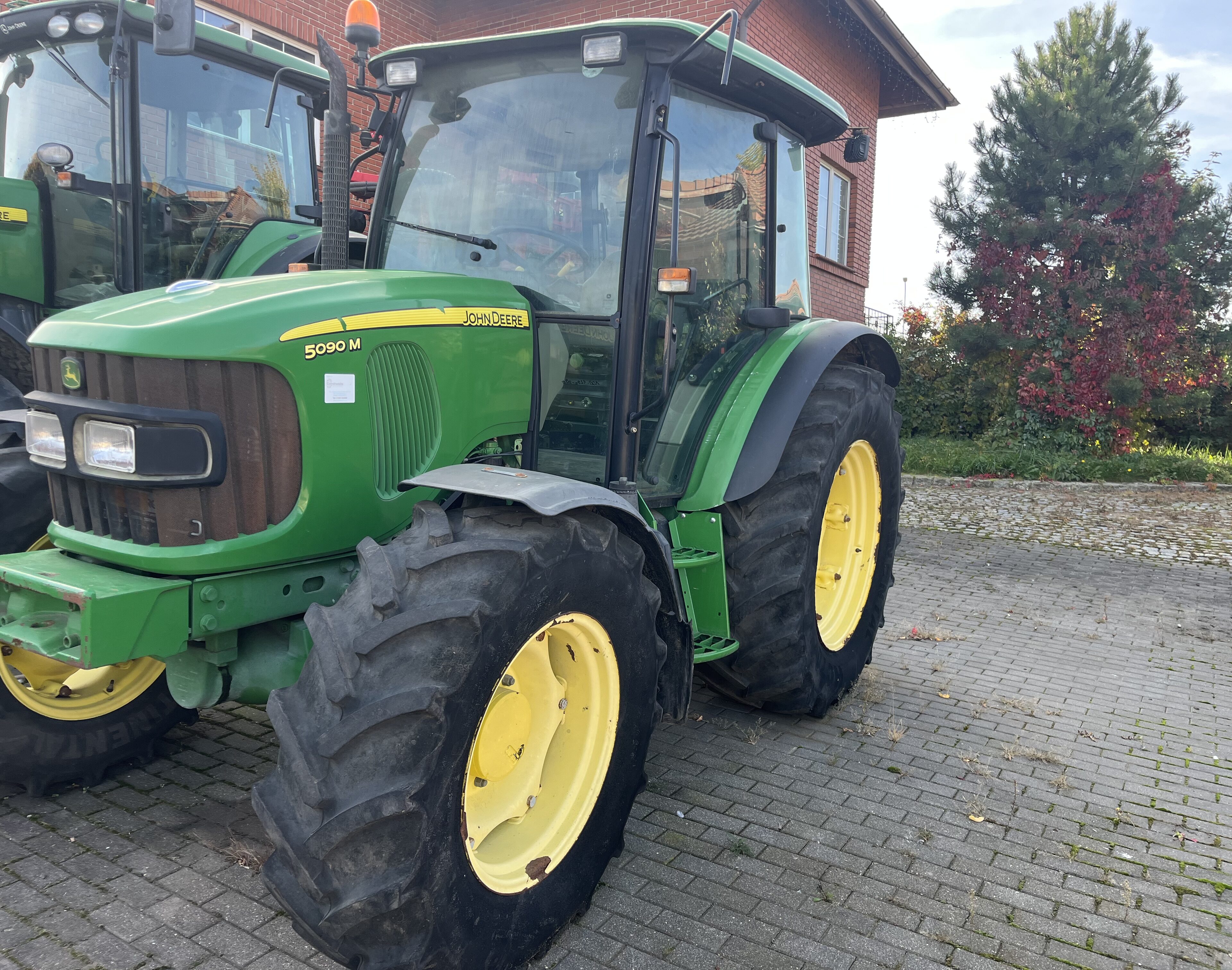 JOHN DEERE 5090M – 2011 ROK – 4721 MOTOGODZIN.