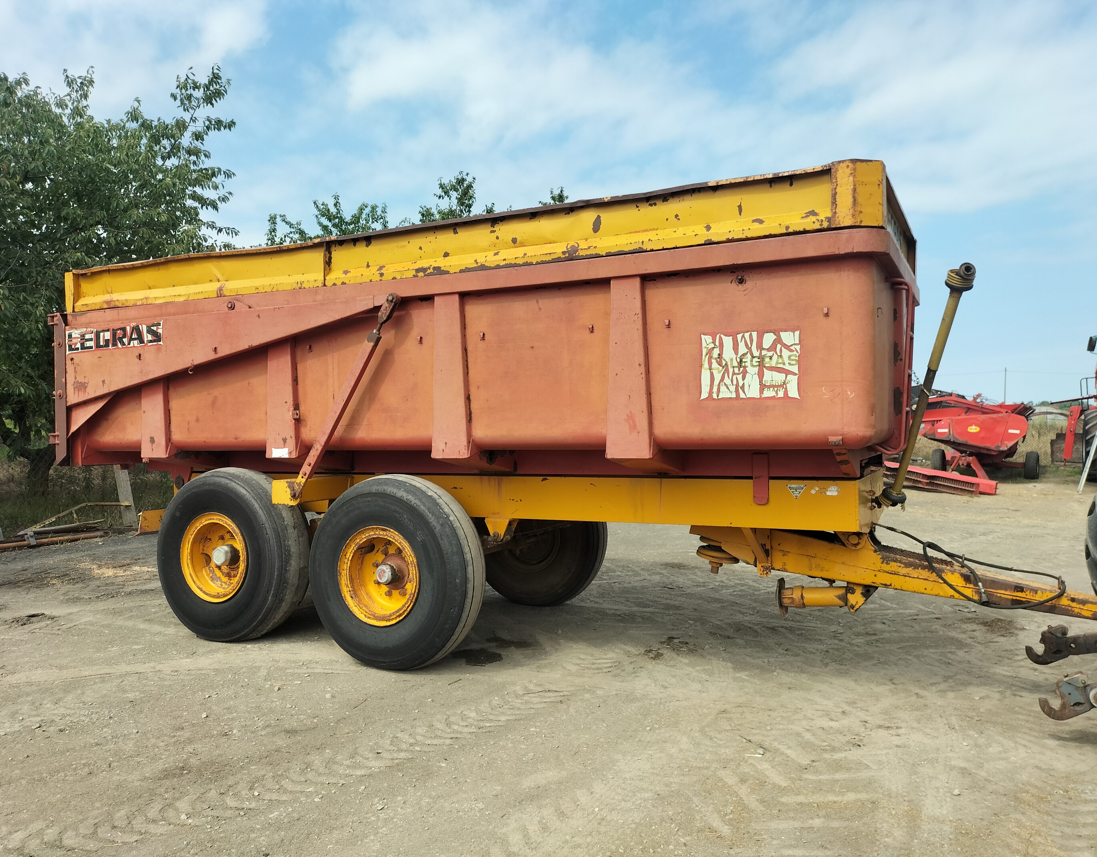 Przyczepa tandem Legras 12 ton
