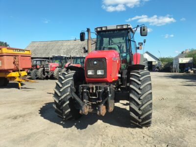 Massey Ferguson 8250