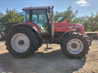 Massey Ferguson 8250