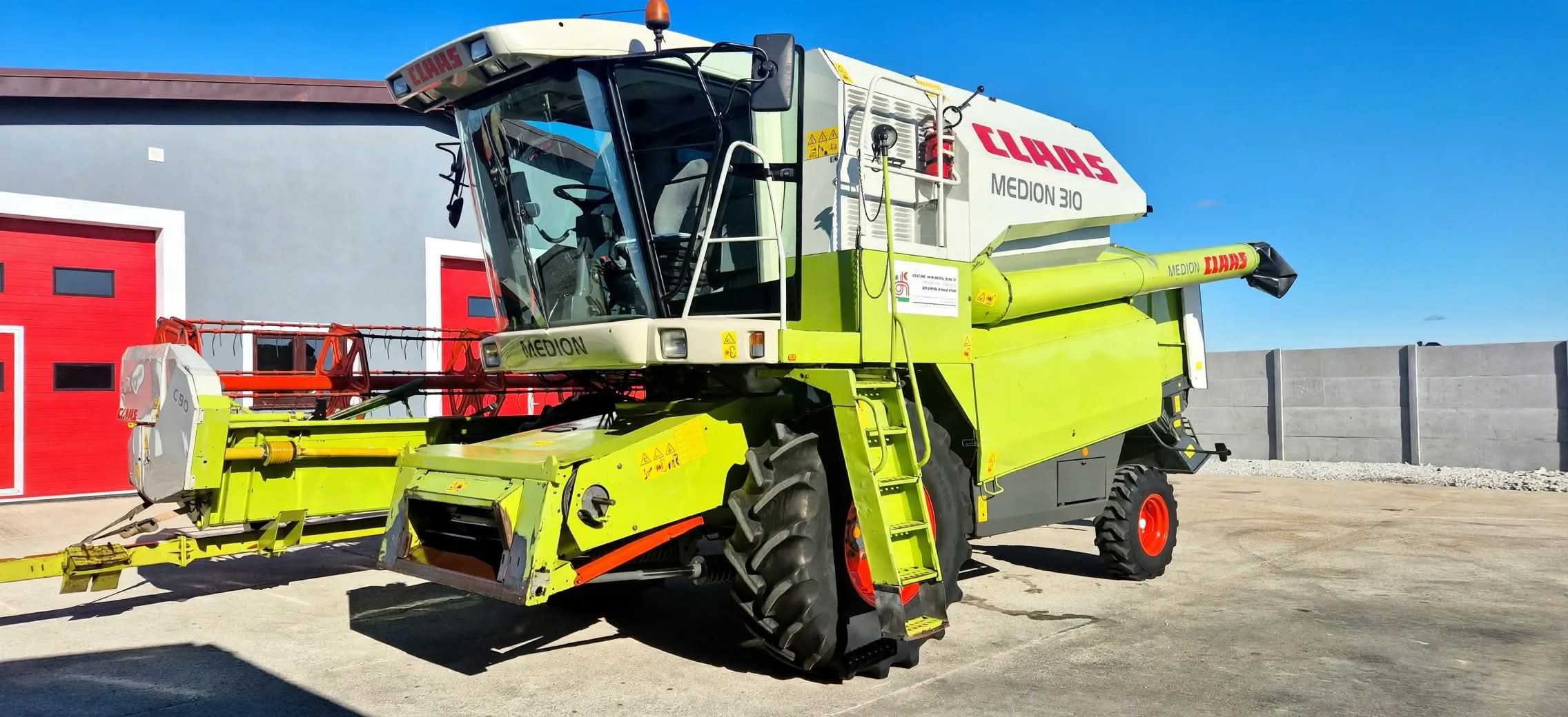 Kombajn zbożowy Claas Medion 310