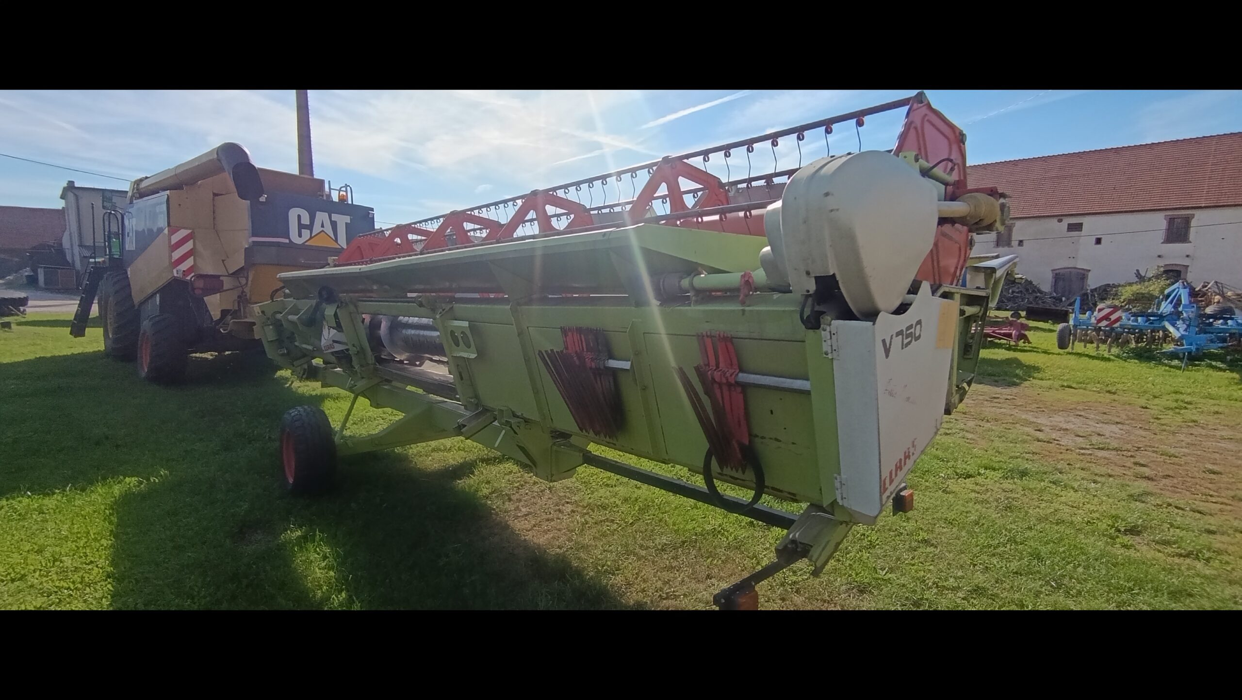 Cat Lexion 460 i heder Claas Vario 750 2008r