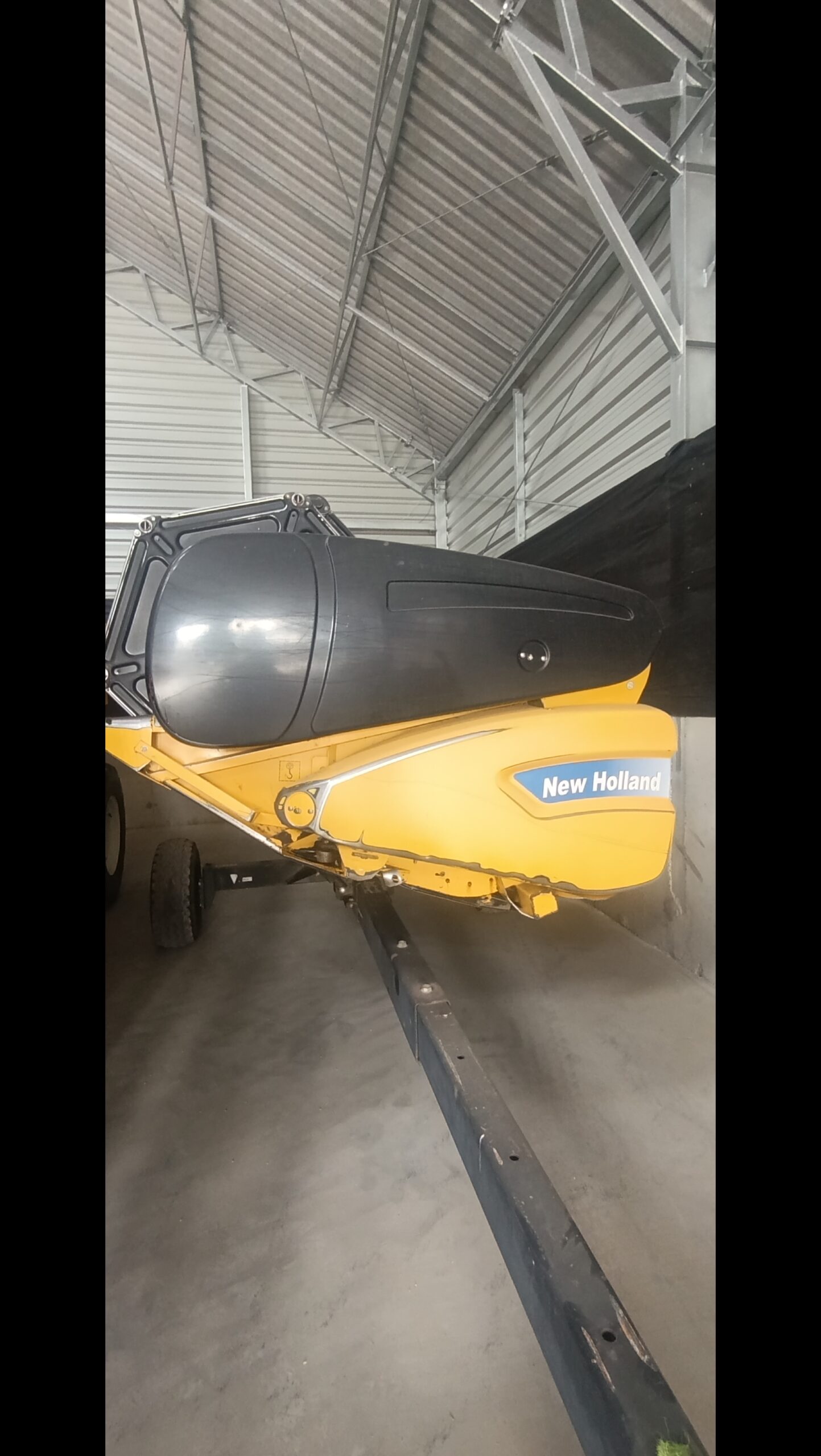 New Holland CSX 7070