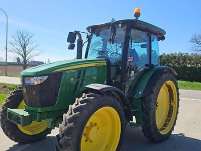 John Deere 5075M